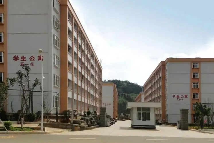 校園環(huán)境