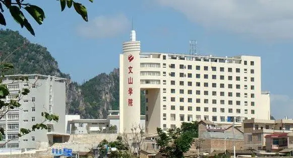 校園環(huán)境