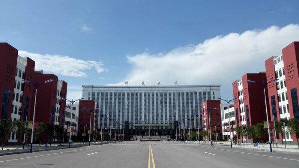 校園環(huán)境